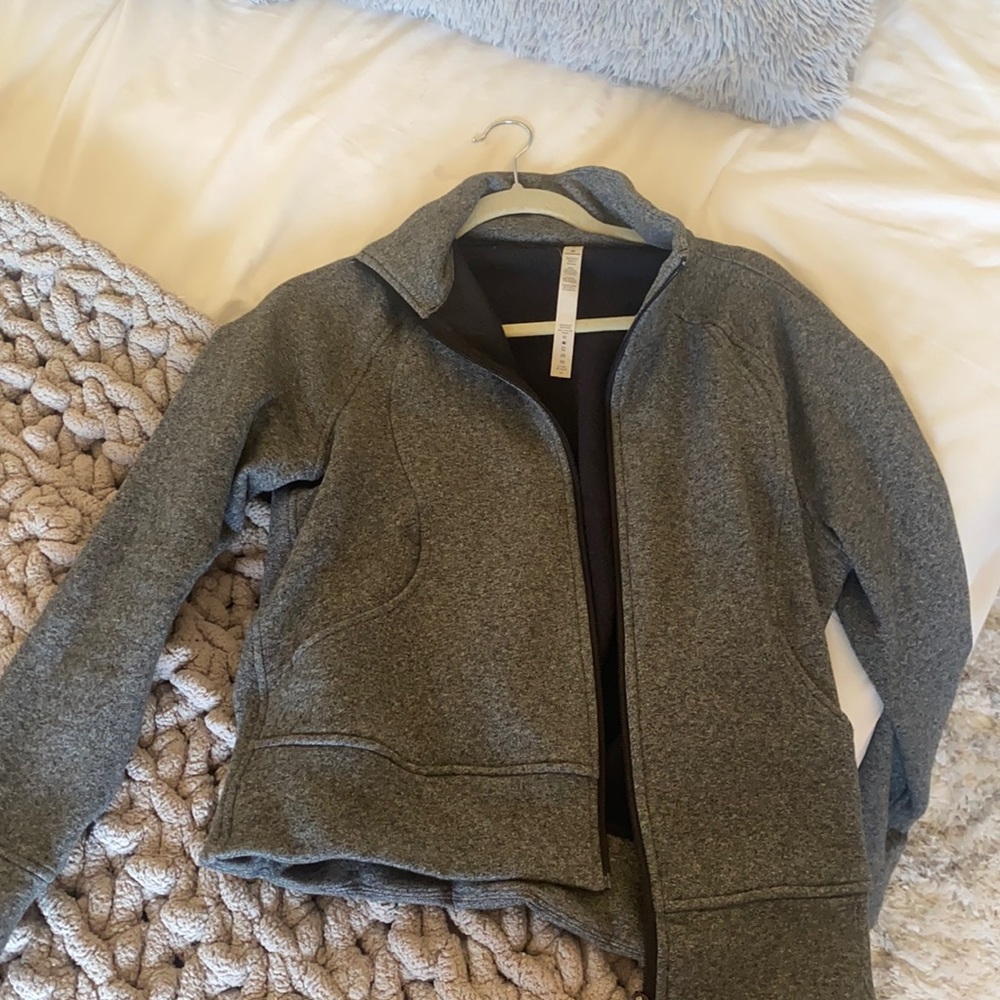 Lulu lemon pleat perfection jacket